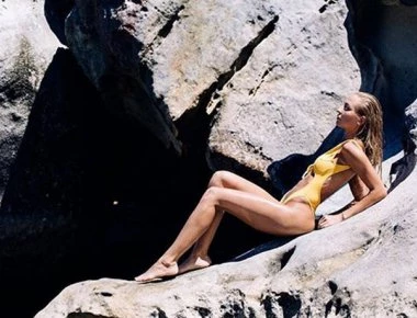 Η Camilla Akerberg θα σου δείξει πως πρέπει να... γυμνάζεσαι! (φωτό)